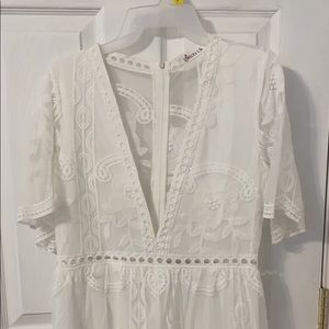 White romper size L